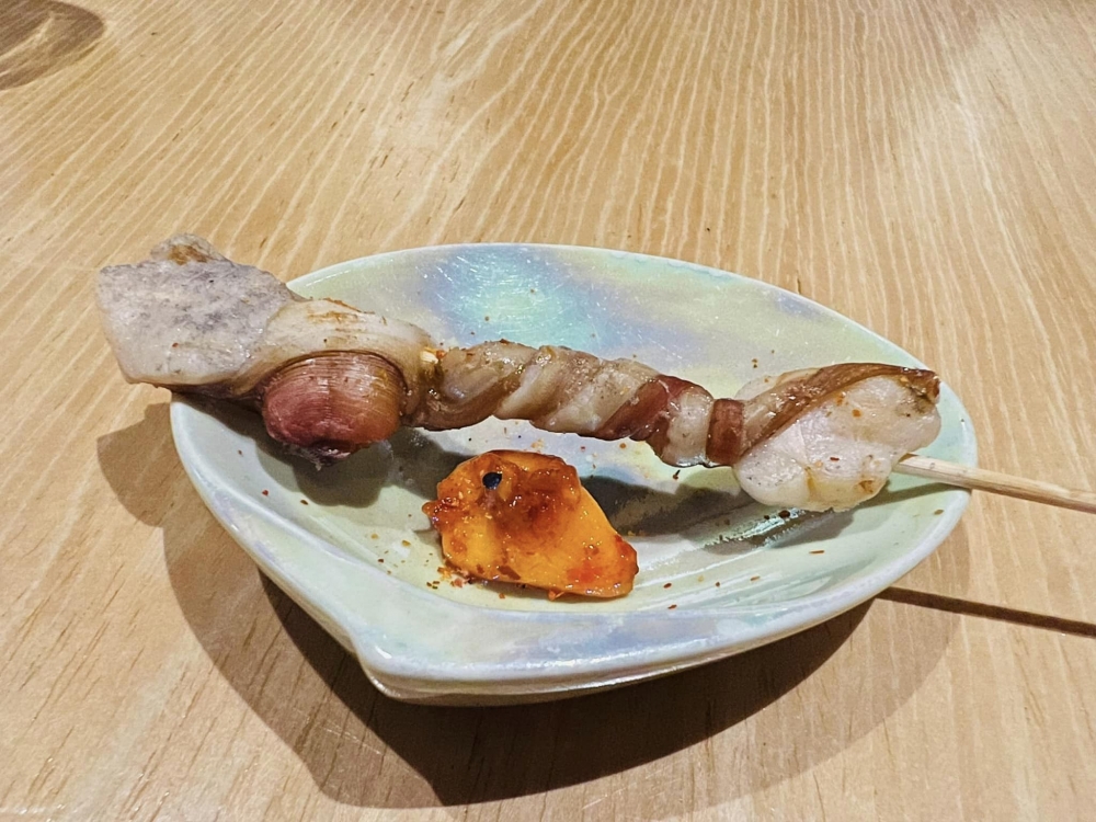 唔少網友同情事主:「食200蚊放題都好餸過依到」