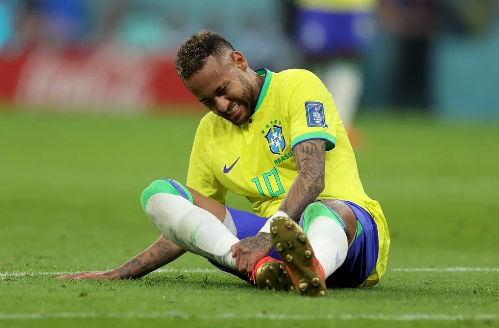 尼馬在巴西首仗對塞爾維亞中受傷。