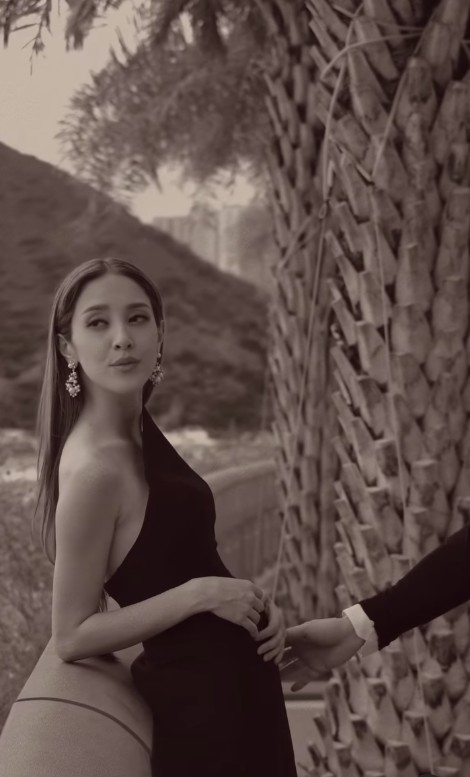 片中陳凱琳已經顯懷，但鄭嘉穎卻保持神秘，唔肯透露太太懷孕幾多個月