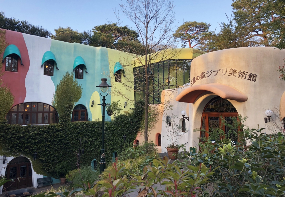 美術館內展示了多部吉卜力動畫作品歷年的原稿畫作。