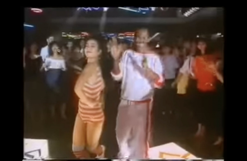 兩人更為廣告而PK舞技～