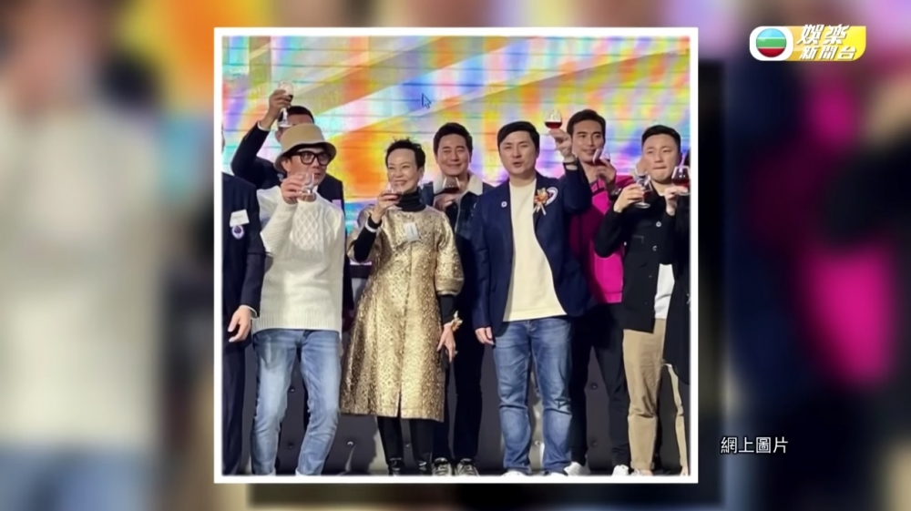 媽媽受傷後李泳豪仲同老婆一同出席活動，面色如常被網民批評