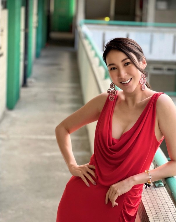 婚後兩人各有各忙，老公Brian要飛返台灣打理生意，而莊鍶敏就留喺香港工作。