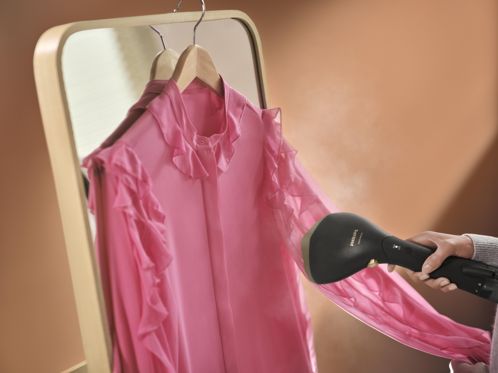 OptimalTEMP免調校溫控技術保證不會熨焦任何可熨衣物，超貼心！