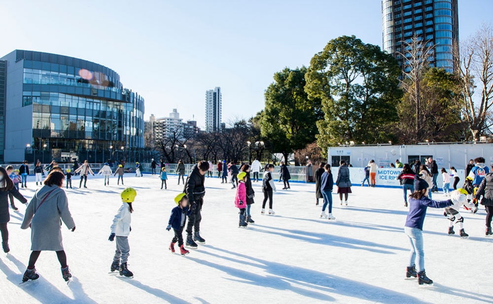 東京最大的戶外溜冰場MITSUI FUDOSAN MIDTOWN ICE RINK