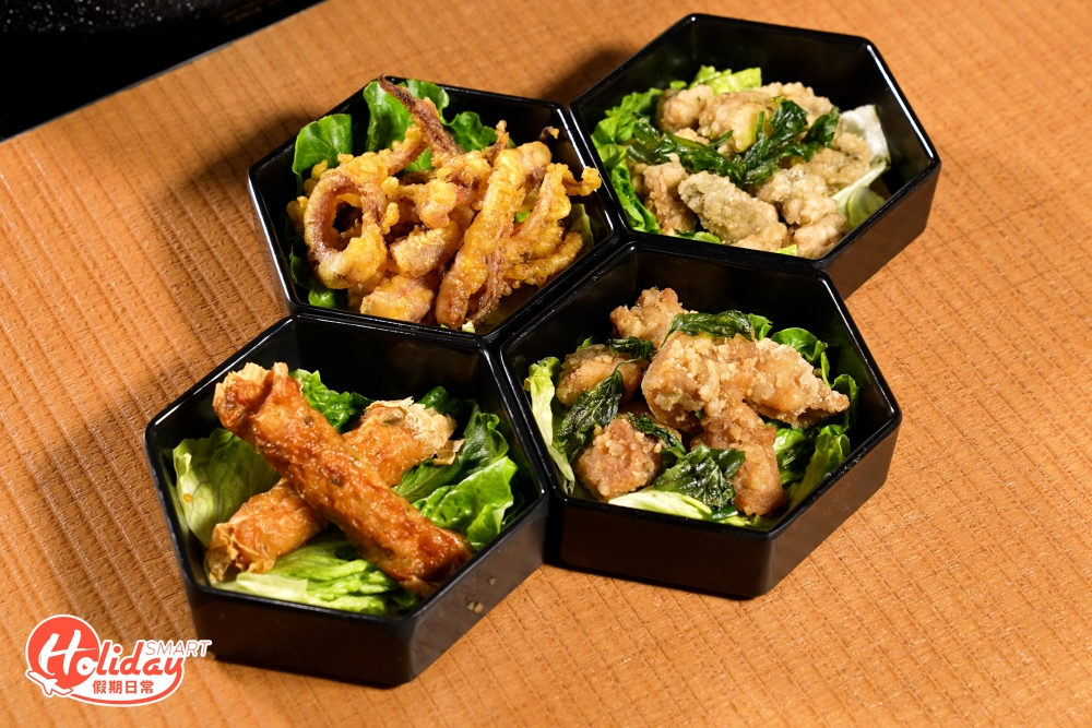 即使是最便宜的套餐A，加加埋埋都有超過30款火鍋配料、炸物、台式小食任選擇，更有不少是由台灣直送，例如台式香腸、涼拌鯛魚皮和香滷豆乾等，全部無限任點任食，連牛肉麵、蚵仔麵線和台式蛋餅都有，還要是即叫即製熱辣辣。