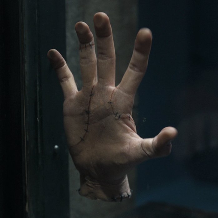 一直陪伴在Wednesday身邊的忠誠怪手同樣獲得觀眾喜愛！