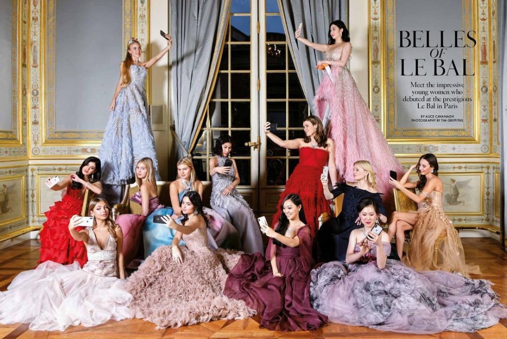 巴黎名媛舞會(法語:Le Bal des Débutantes)係公認嘅名門活動