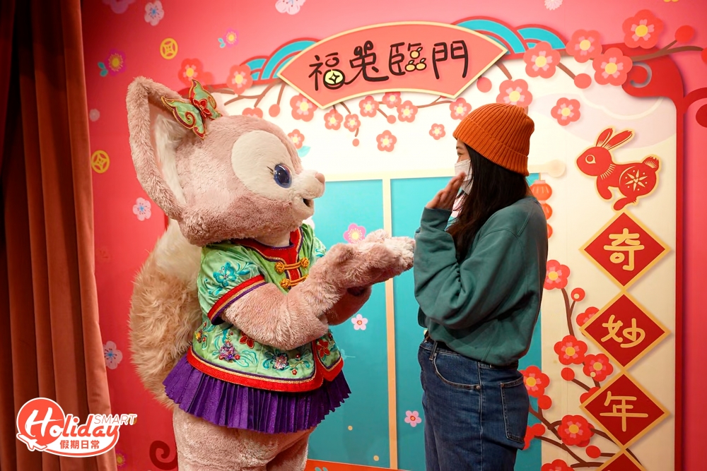 香港迪士尼樂園宣佈即日起可以近距離與各位角色們互動，無論是擁抱或牽手也能滿足到粉絲們！