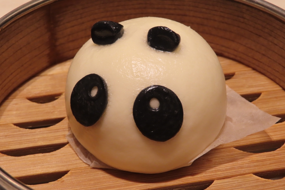 熊貓造型豆沙包 