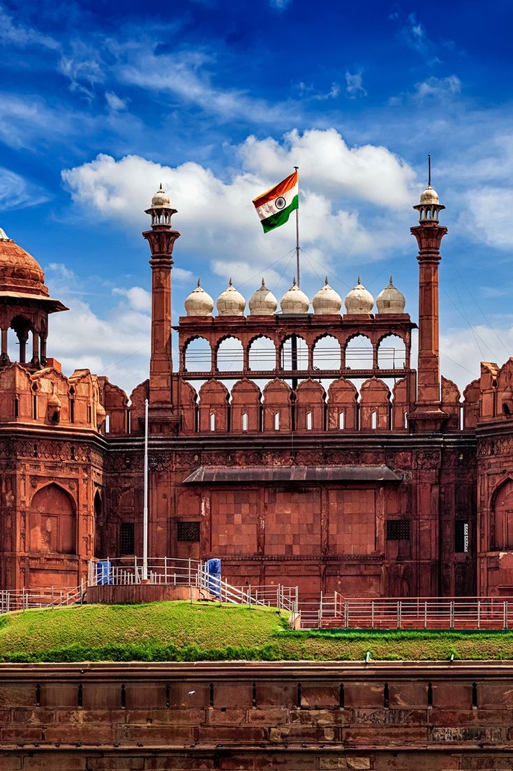 從香港、內地、日本、韓國、泰國和新加坡入境印度的旅客，即日起在入境時須提供登機前72小時內的檢測陰性證明。