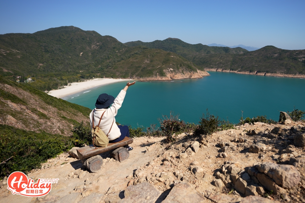 沿路設有石櫈供大家，一邊休息一邊歎靚景和打卡！