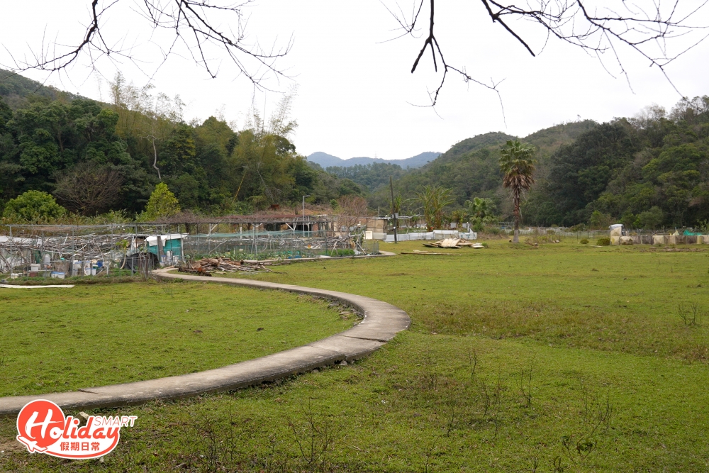 清快塘原是客家村莊，已有過百年歴史，但一度被荒廢。2002年農夫傅先生把荒廢的村落重修成農場、花田及菜田。