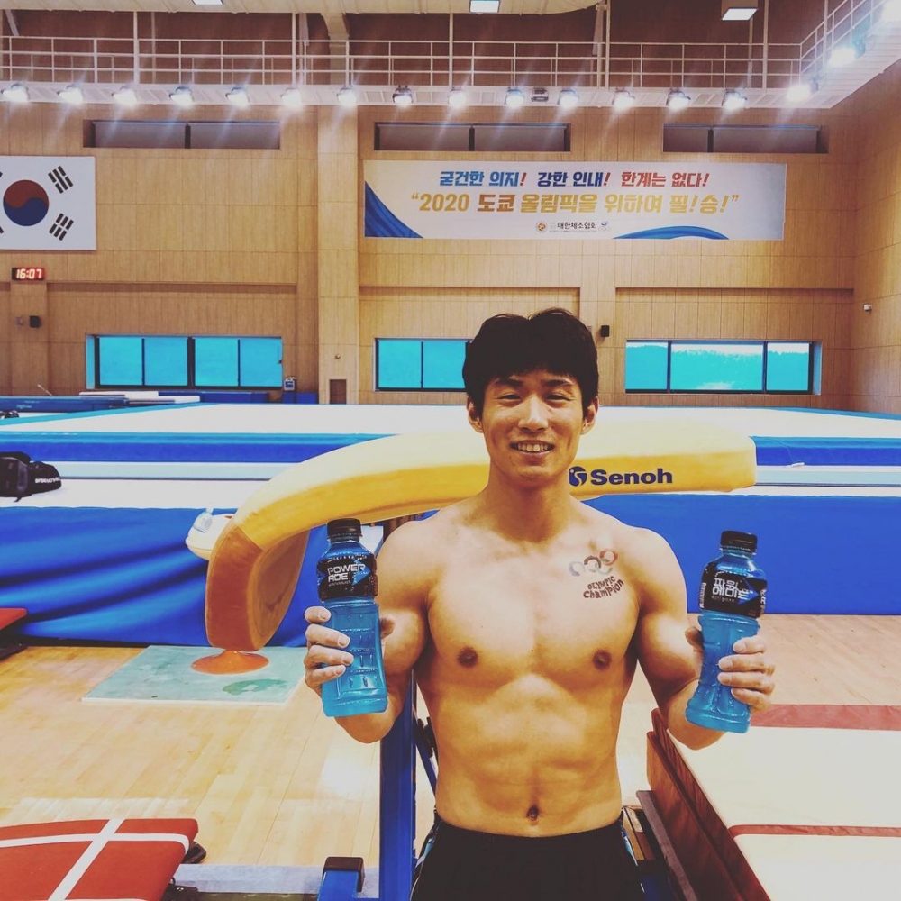 梁鶴善曾奪得2012年夏季奧林匹克運動會跳馬冠軍！