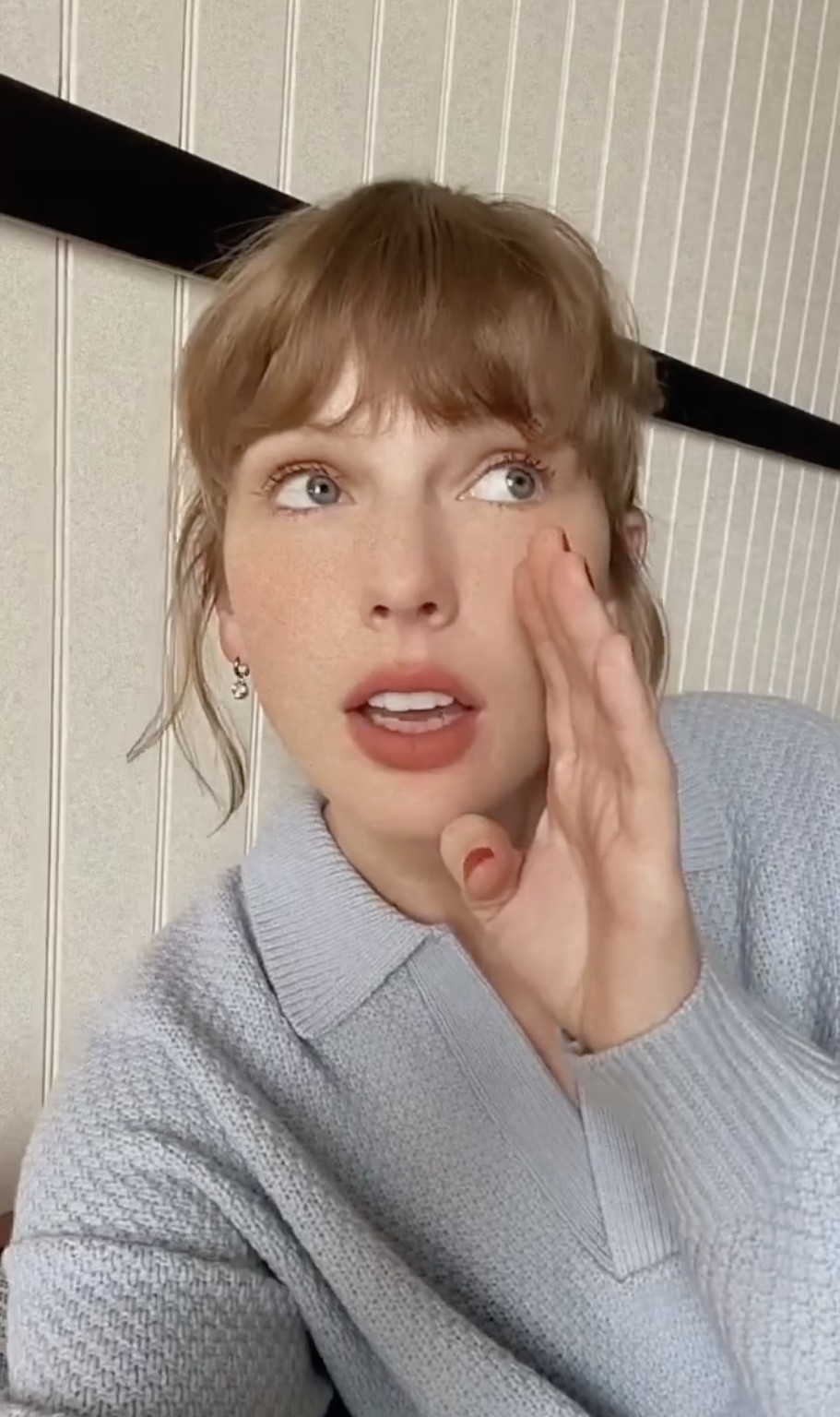 梅根自稱Taylor Swift的新專輯很多歌曲都係寫它～