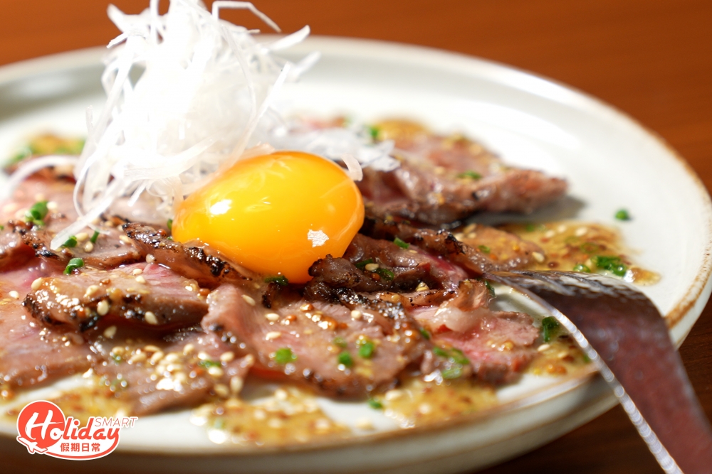 食肉獸必食鹿兒島和牛的菜式,店家將和牛切成刺身薄片,肉質嫩滑之外,再蘸上生蛋黃汁同食,更突顯和牛濃郁的脂香氣!