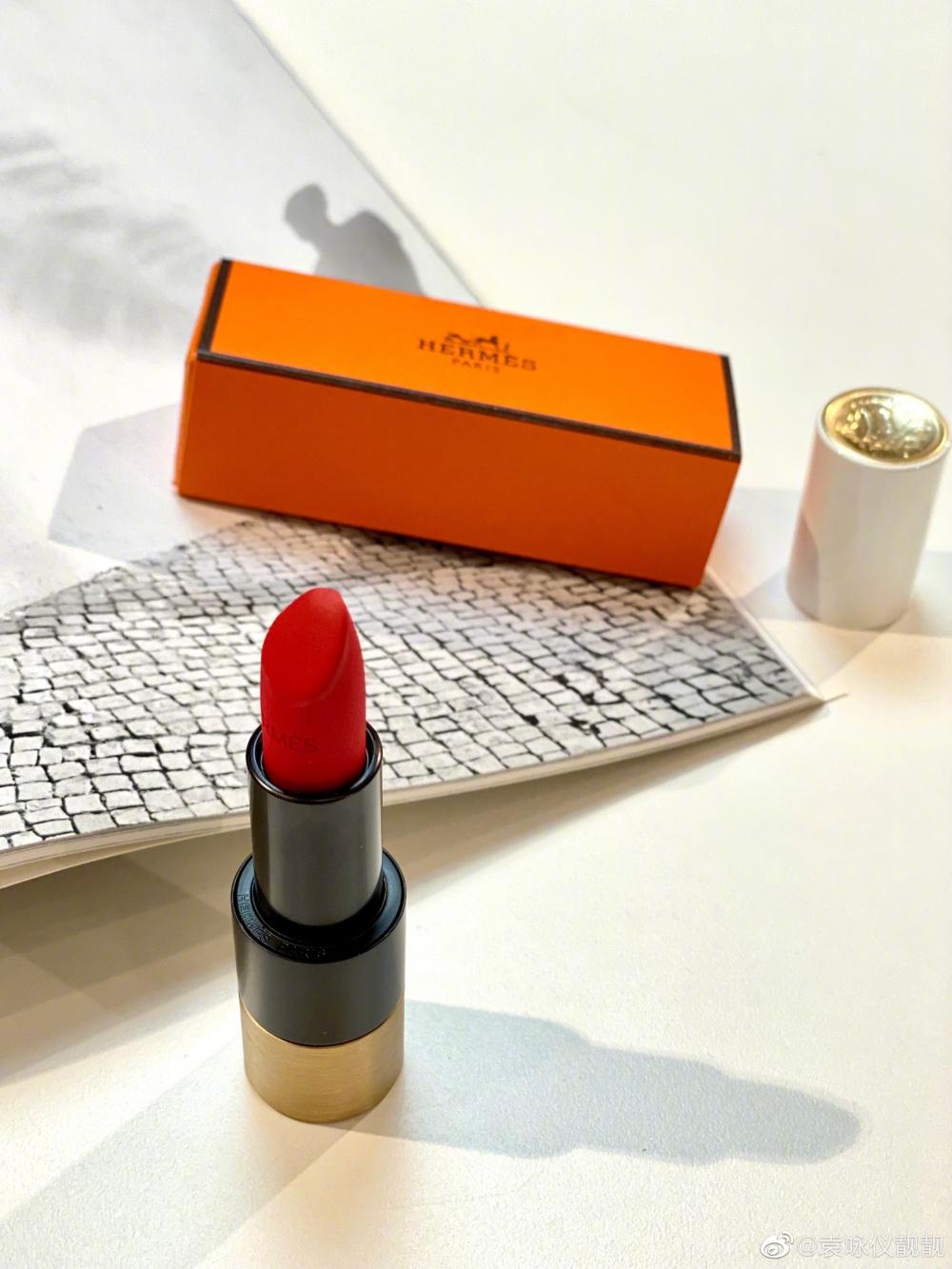 靚靚曾分享「Hermès配貨秘技」,唔知有無買過唇膏呢