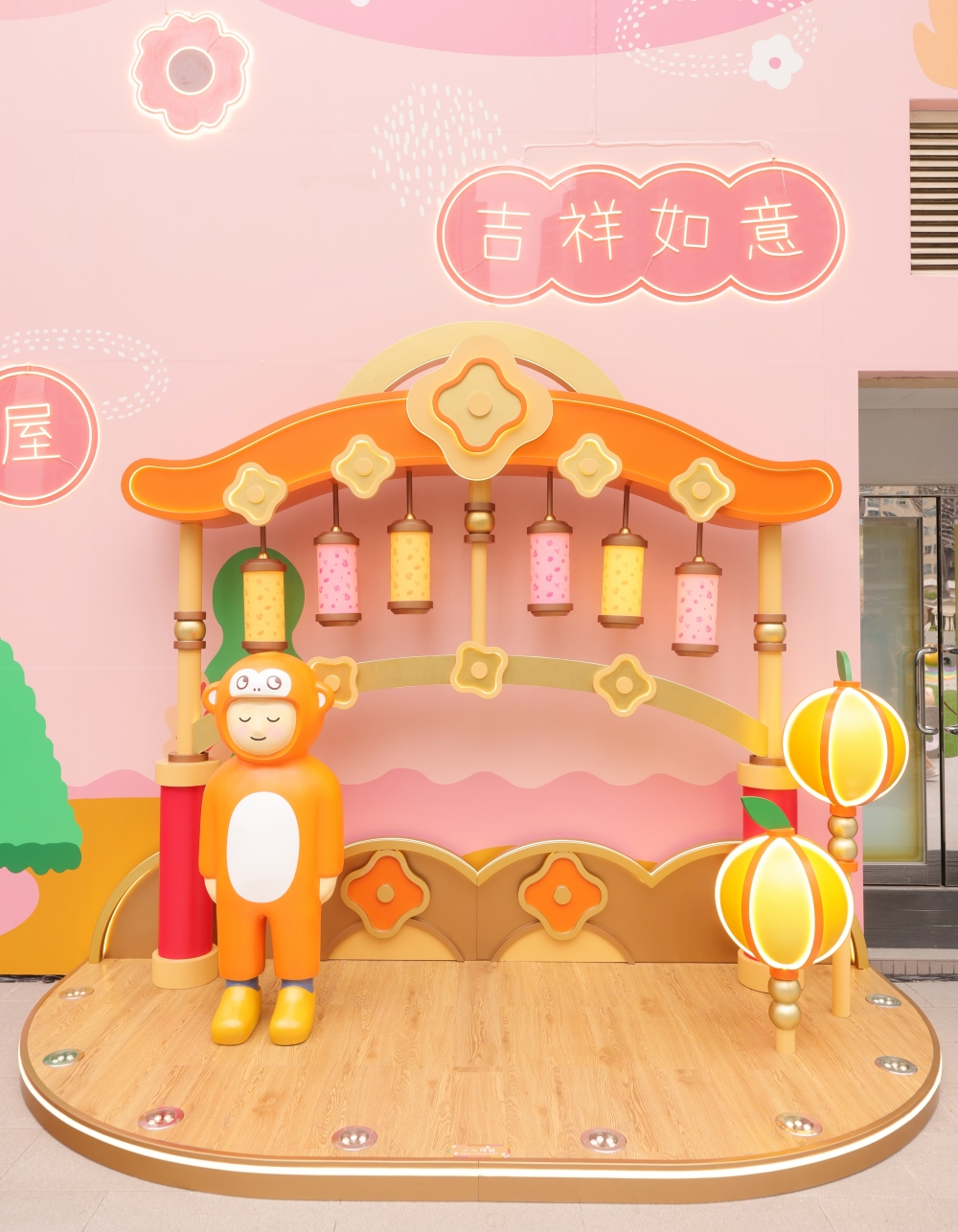 「幸福開運長廊」之「心想事成燈籠橋」。