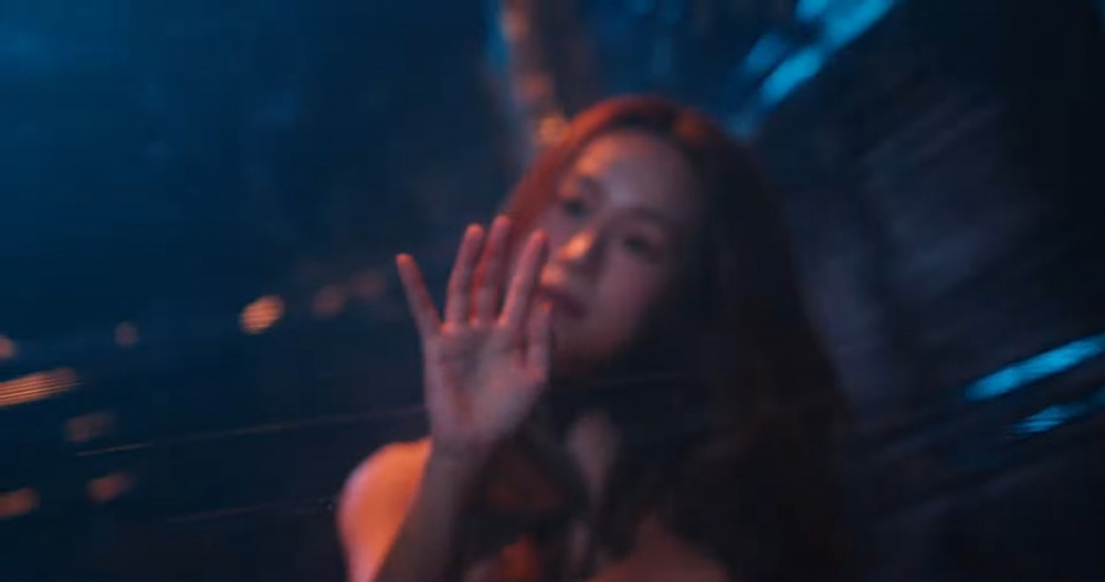 黃心穎全新派台作品《Crown Me》