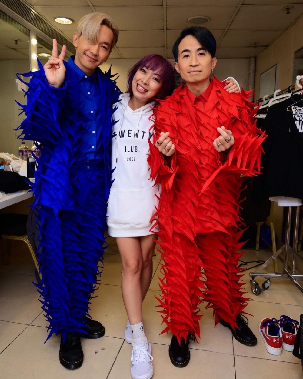 艾粒(前名「I Love You Boyz」)由商台DJ少爺占同當奴組成,兩人曾合體出歌、開talk show,向來合作無間