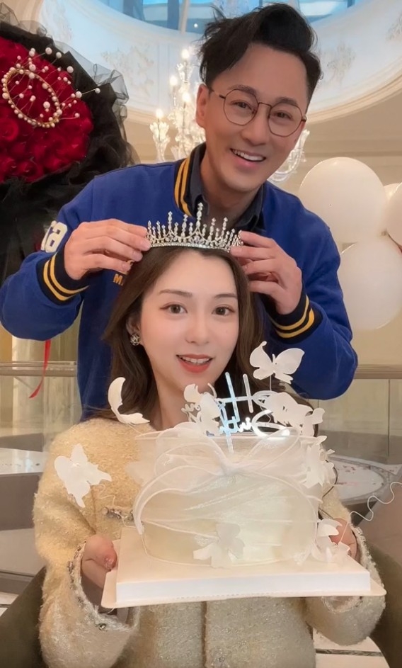 周周與全全 抖音