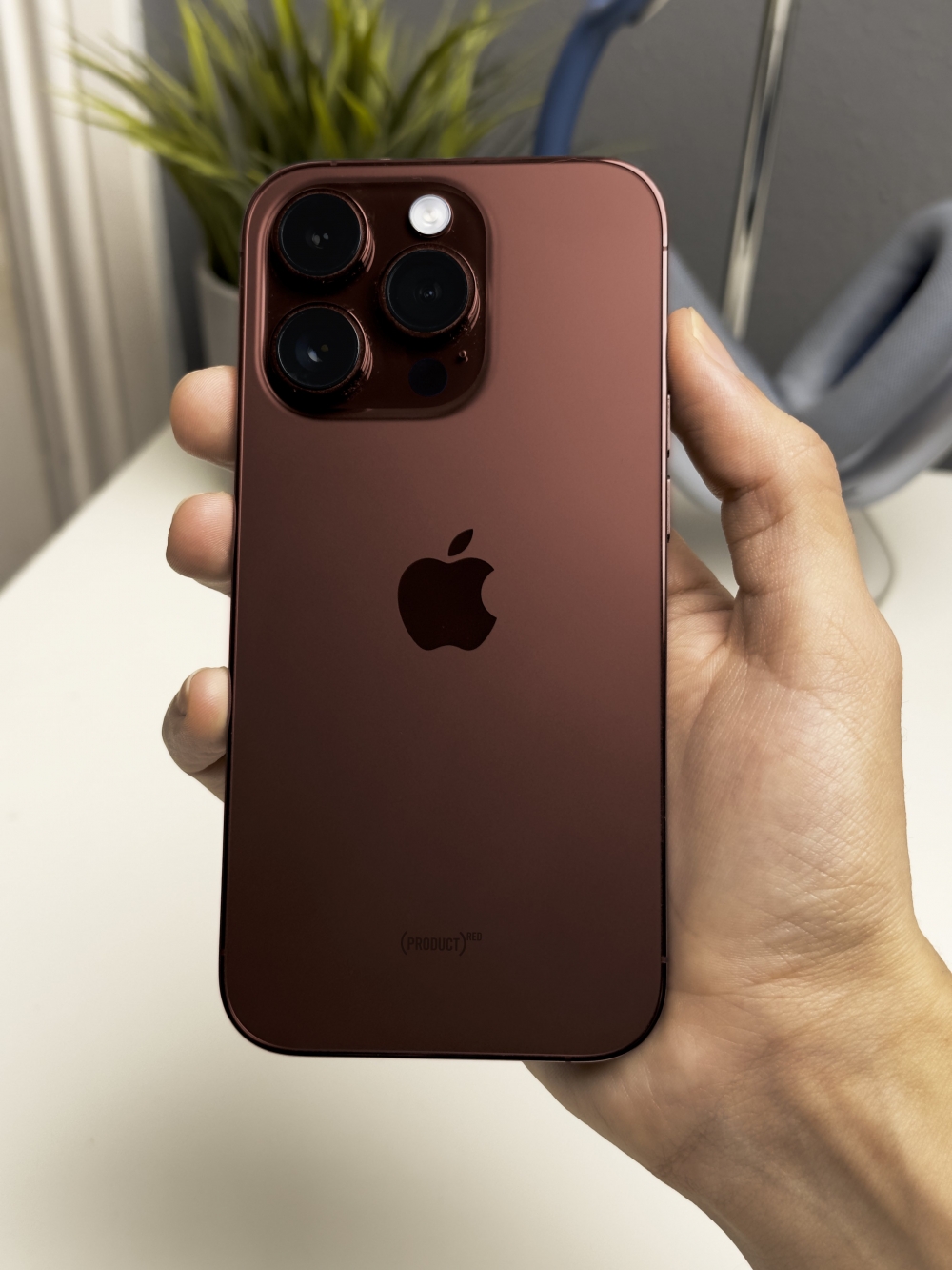 iPhone 15 Pro系列的酒紅色渲染圖曝光!