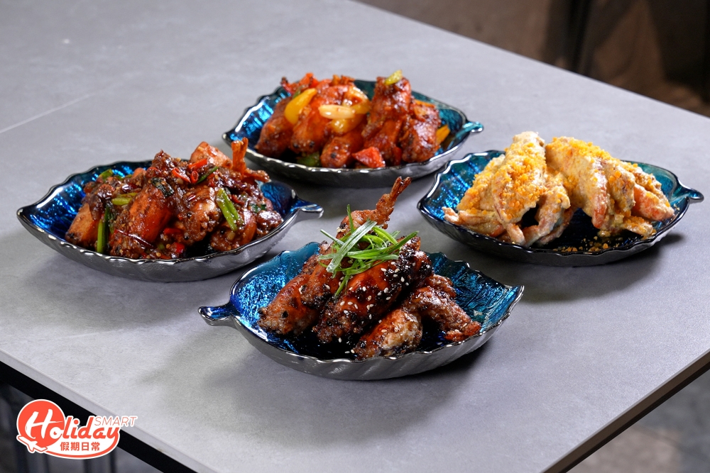 如果想更惹味就可以加錢選擇其獨家煮法，包括流沙黃金蝦、川味麻辣蝦和秘制蒜香醬油蝦，重口味人士就必試蒜香醬油或麻辣，喜歡香口可以選擇流沙鹹蛋黃，味道媲美外面的大排檔，絕不馬虎。