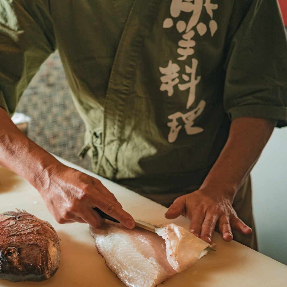 熊手料理用料絕不馬虎，用上由日本空運到港的時令鮮魚。