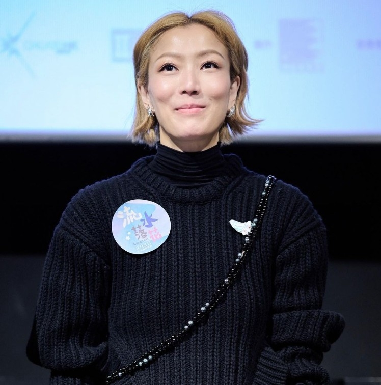 樂壇天后鄭秀文（Sammi）近年除咗推新歌外更參演唔少電影
