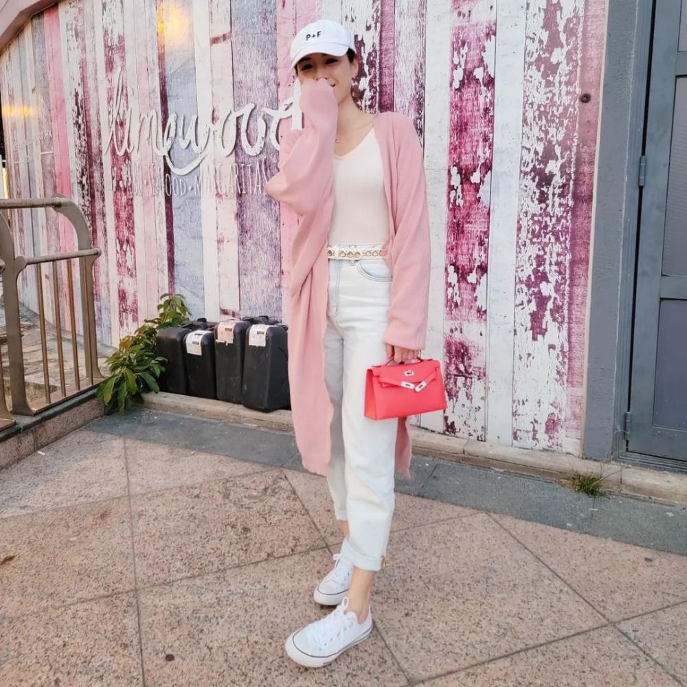 陳茵媺亦有Mini Kelly