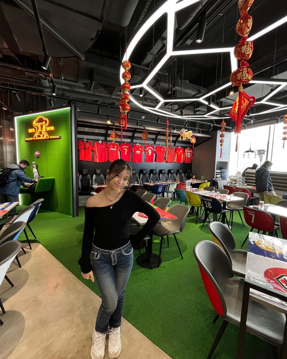 近日Celine就喺社交網站發文，又晒出近照