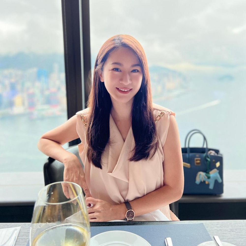 李焯寧轉戰商界,開咗間市場策劃公司做CEO。