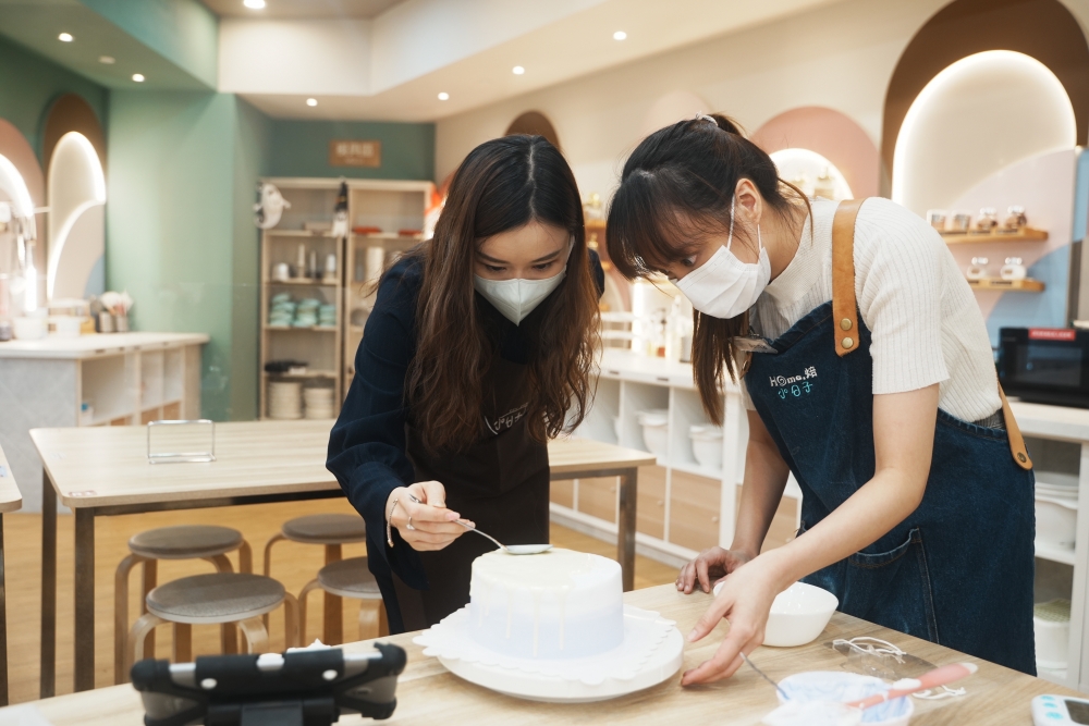 一起製作情人節甜點，Sweet到爆！