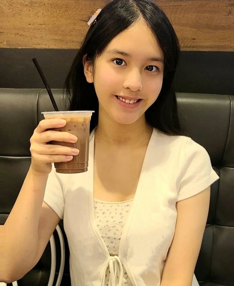 陳偲穎接受媒體訪問時，曾提到自己想做香港小姐。