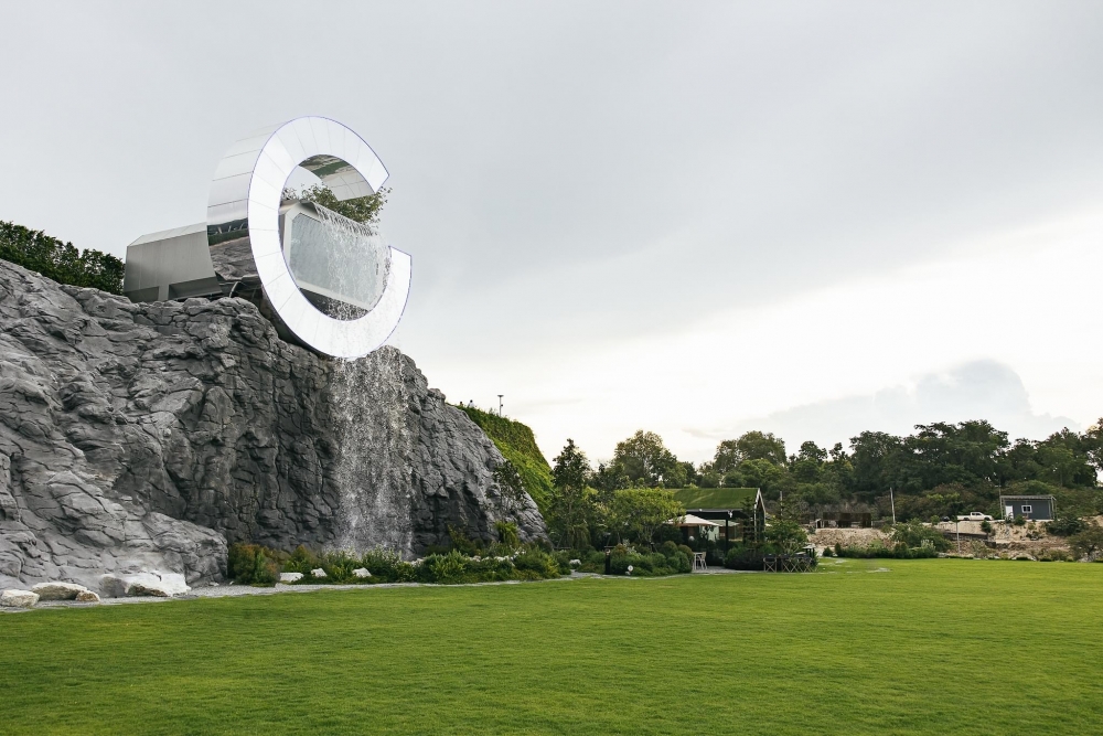 LOF LAND共有三個區域,各有特色!