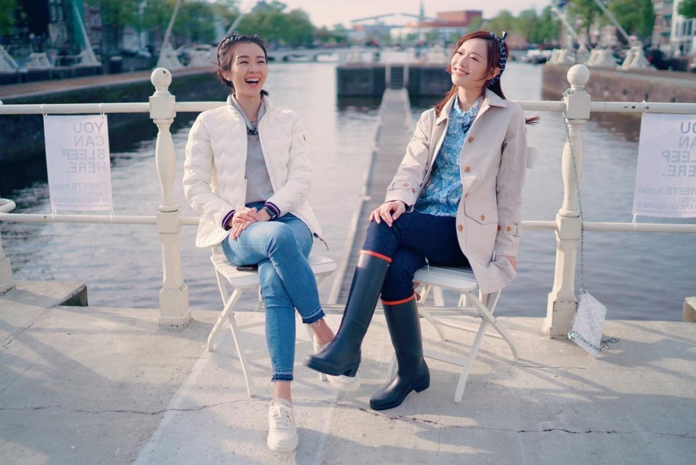 有傳馮盈盈會跟隨好友麥明詩嘅步伐離巢轉行