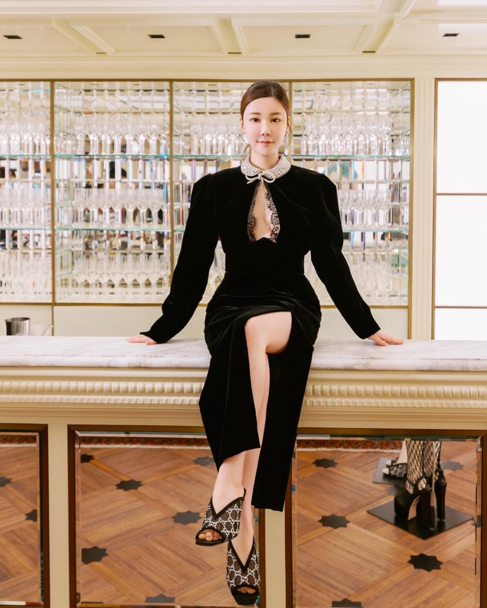 蔡天鳳好友前歌手周英杰(現名清晞誦)受訪時稱蔡天鳳媽媽獲女兒報夢