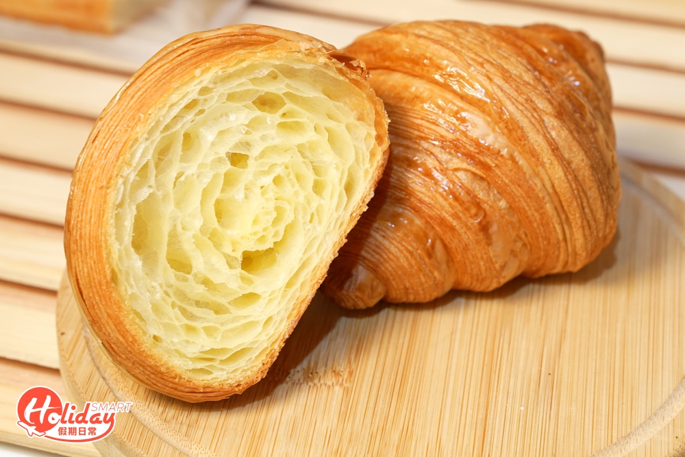 牛角包切開呈完美蜂巢形狀。