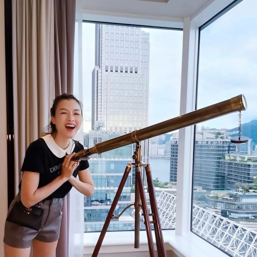 黑色嘅Mini Kelly II