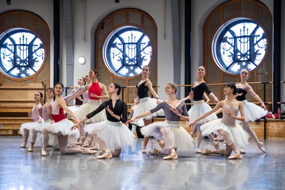 訪客有機會與芭蕾舞台的舞者們見面交流～