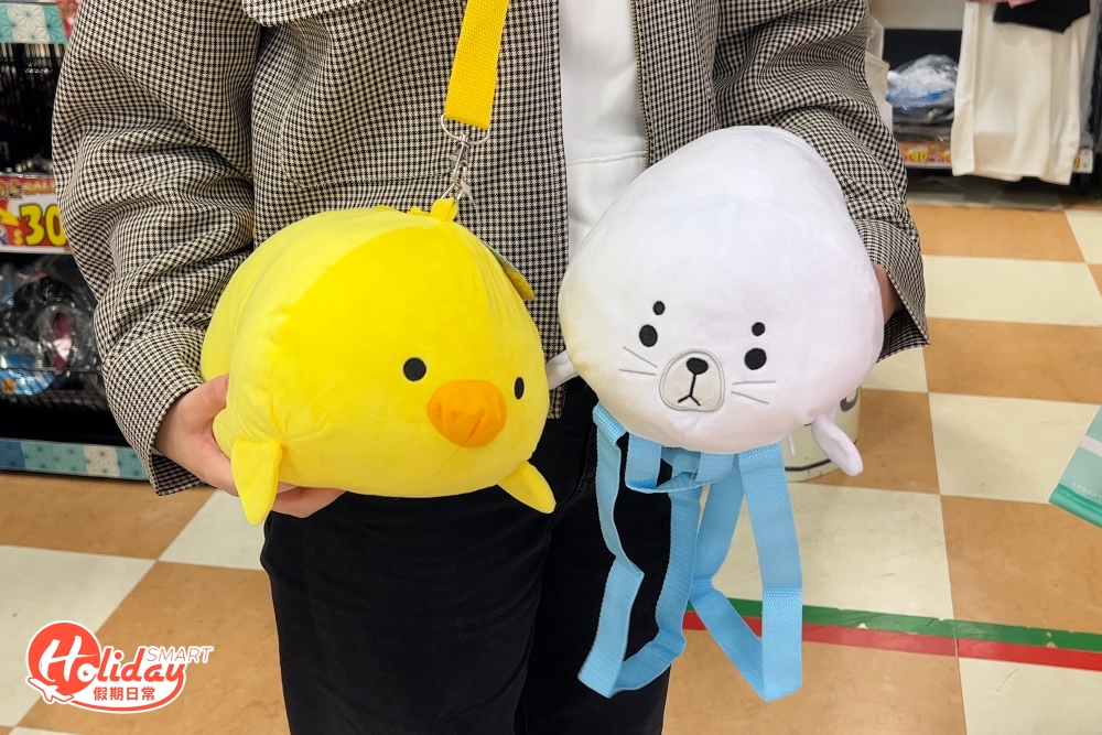 而精品玩具於各均價都有出售，如鬼滅之刅及Marvel等。