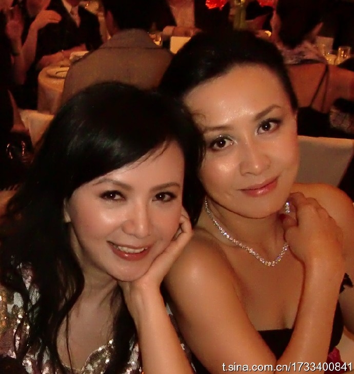 曾華倩同劉嘉玲本來係閨蜜