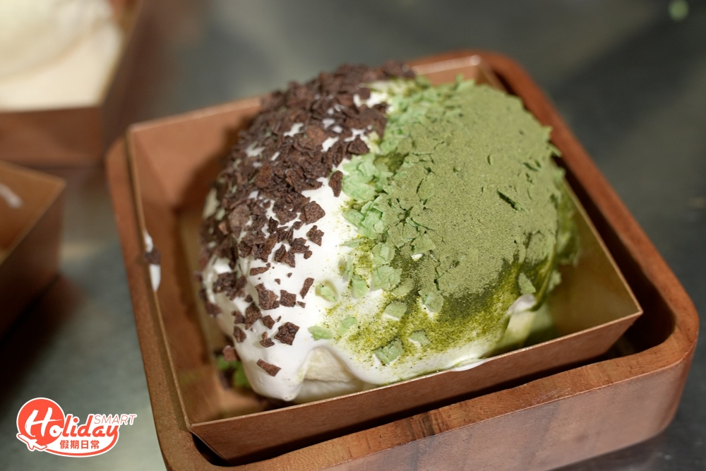 想一次過品嚐到兩款口味的話，可以貪心一點點上「勸樂孖寶」雙拼梳乎厘，無論任何味道都可以！