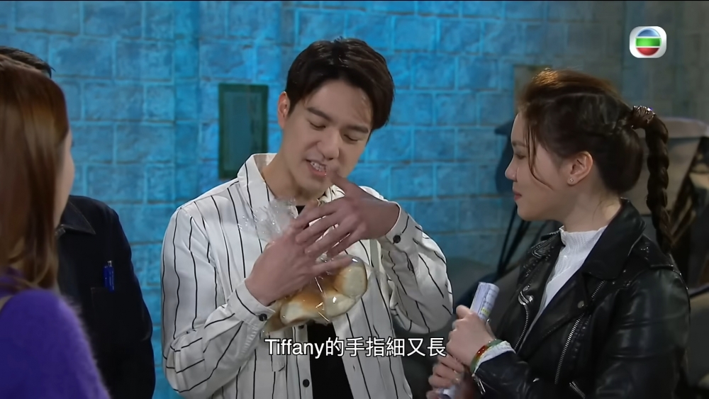 網民指出，劇情中「外型話Candy隻手仲粗過Tiffany」一點無說服力。