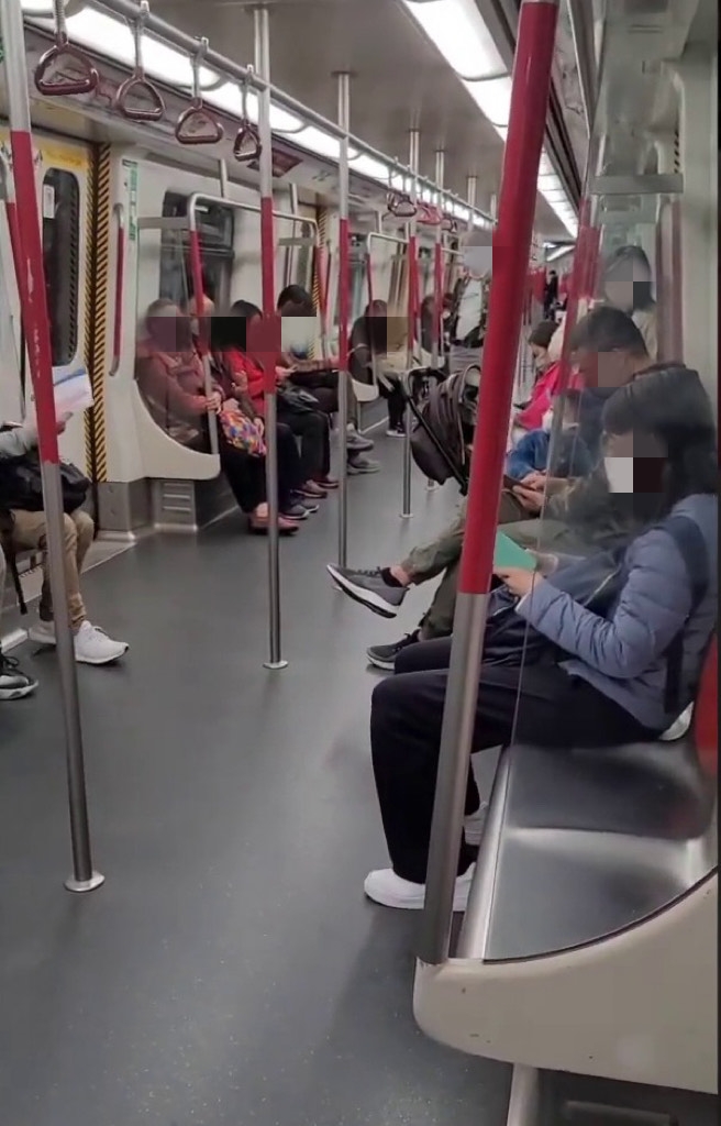 網民於車廂內拍攝