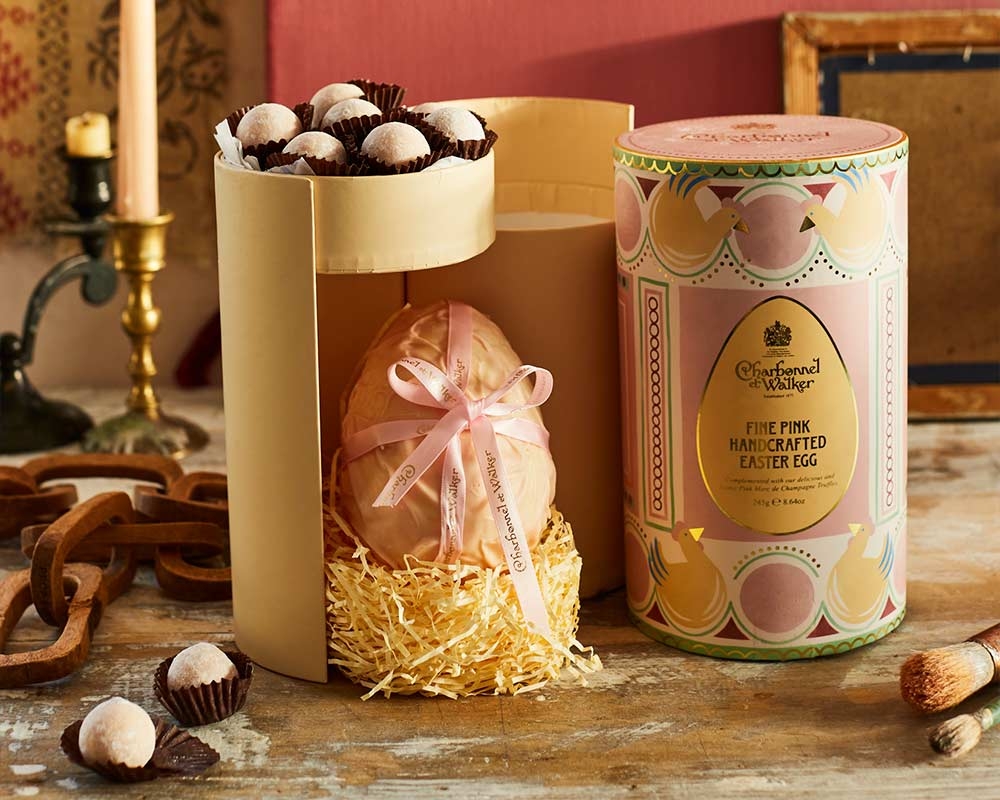 Pink Handcrafted White Chocolate Easter Egg with Pink Marc de Champagne Truffles～
