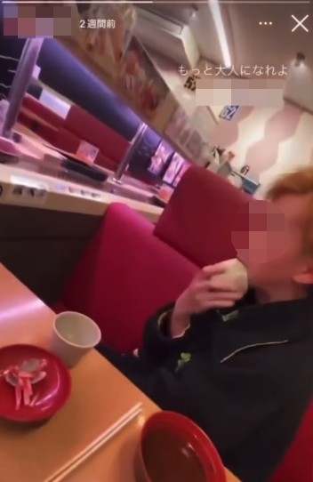 有鄰居指出呢兩個月都無見過少年獨自出門，似乎一直都留喺屋企反省