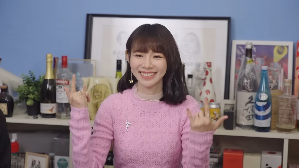 哲學普及平台「好青年荼毒室」日前邀請女神林明禎作為其YouTube頻道嘅嘉賓。