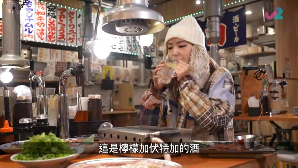 枱面上嘅水龍頭可以斟Lemon Sour。