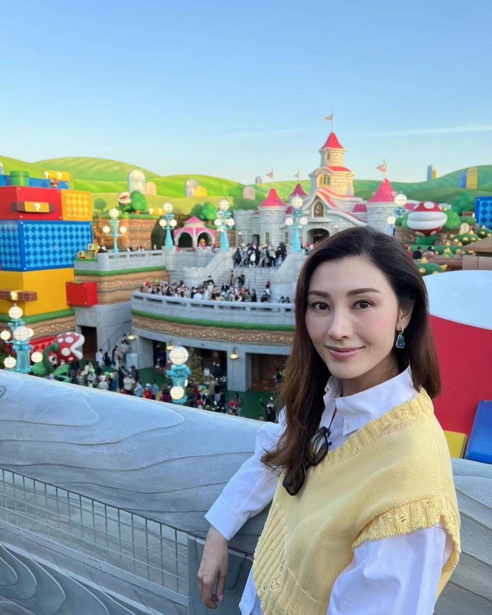 最近李嘉欣就去咗大阪環球影城玩，佢公開唔少打卡照